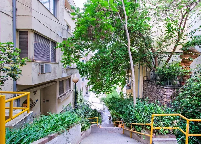 Glamorous Apt In Kolonaki