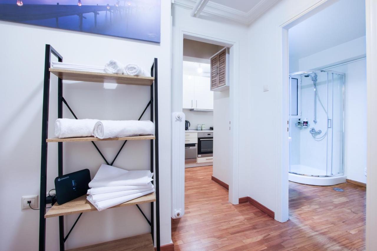 Glamorous In Kolonaki Apartment